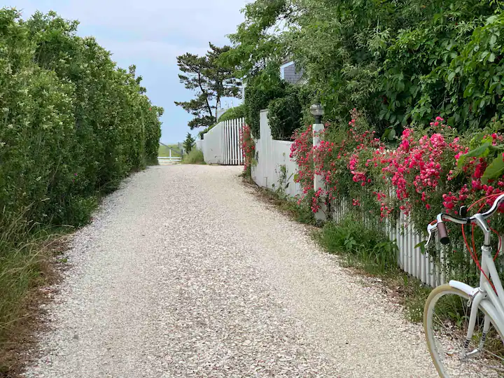 66 Hulbert Avenue – Beach House Picture # 49