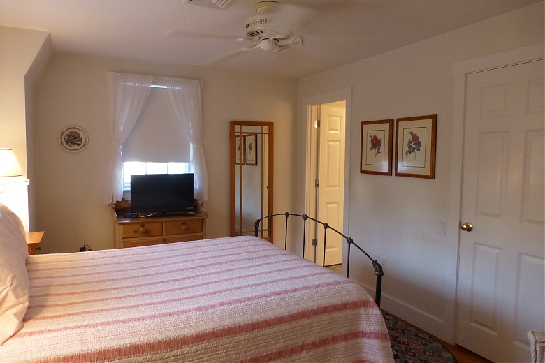 4 Gardner Perry Lane – House Picture # 17