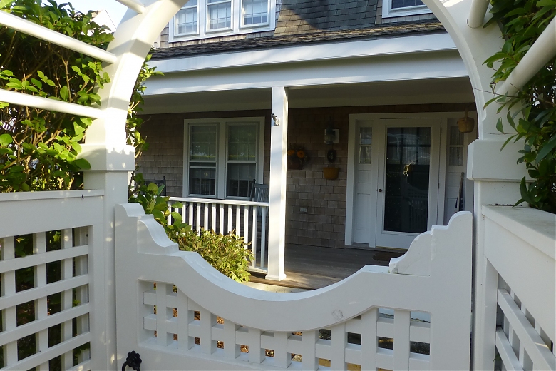 4 Gardner Perry Lane – House Picture # 2