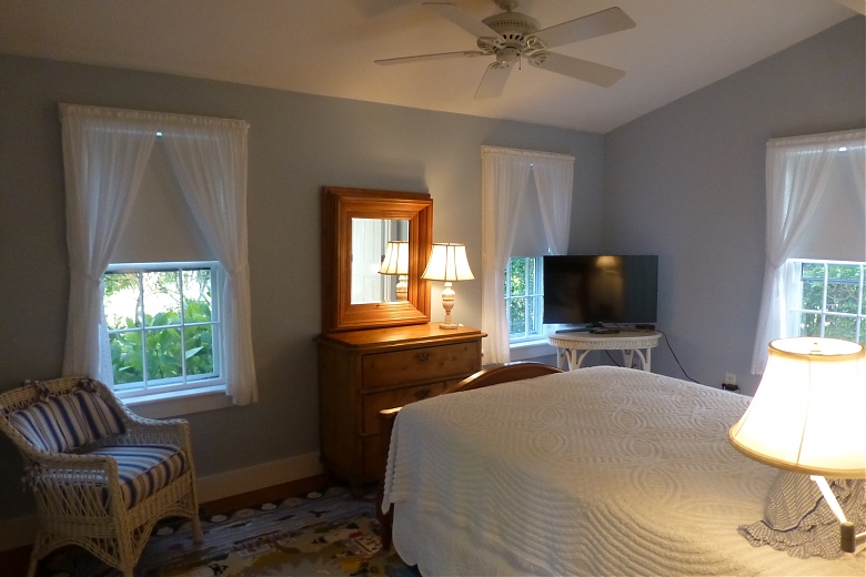 4 Gardner Perry Lane – House Picture # 11