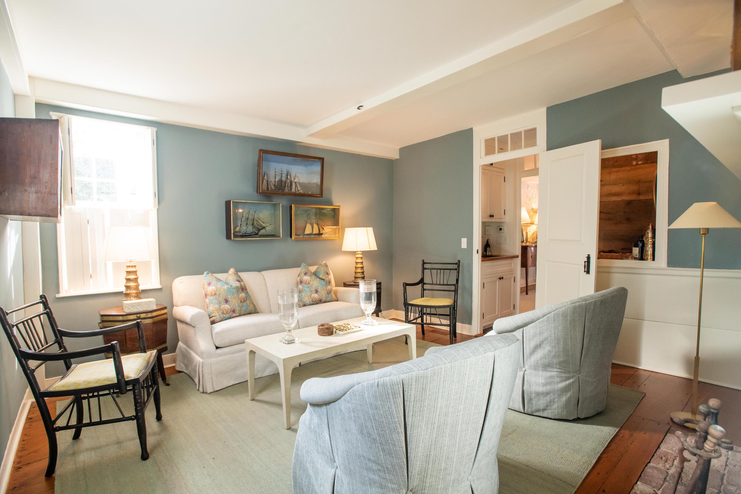 15 Pleasant Street Picture # 10