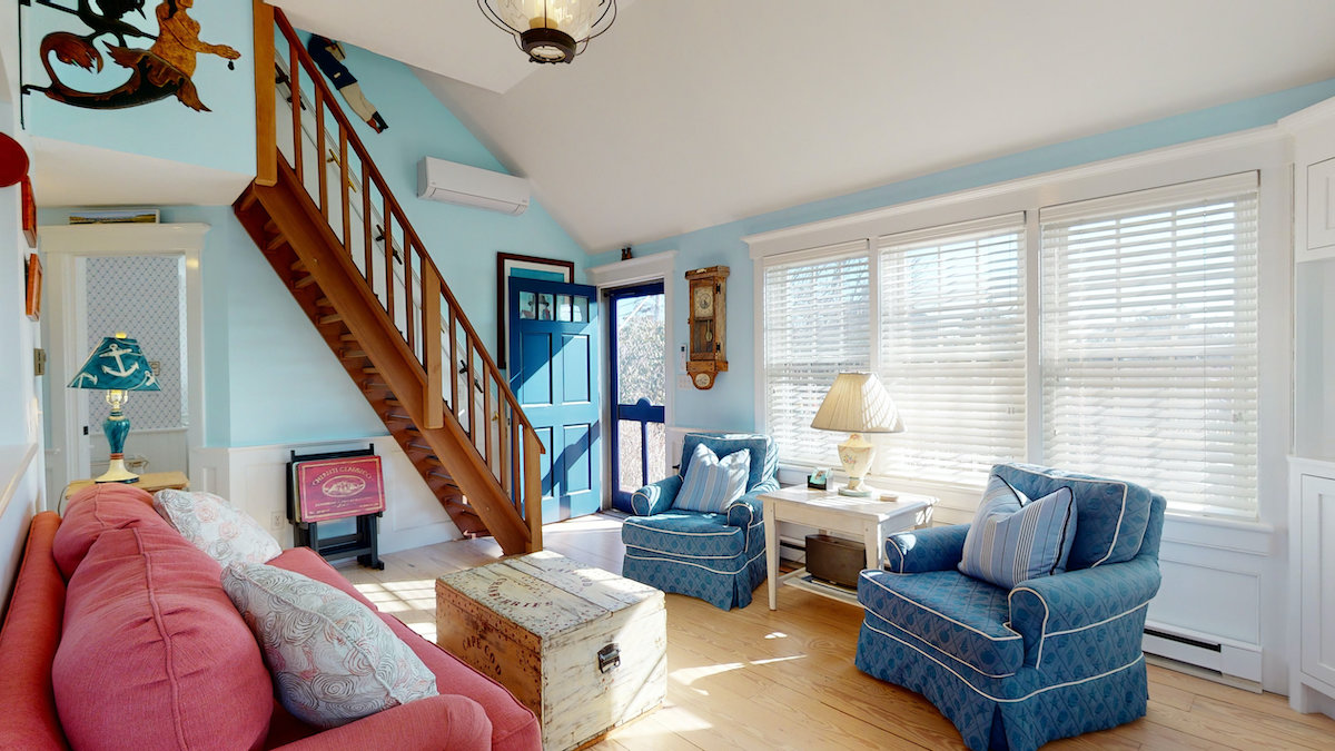 35 Hummock Pond Road Picture # 2