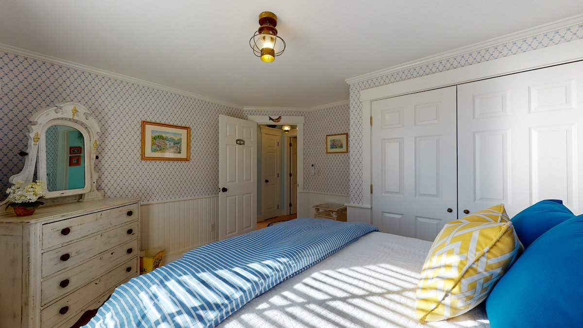 35 Hummock Pond Road Picture # 12