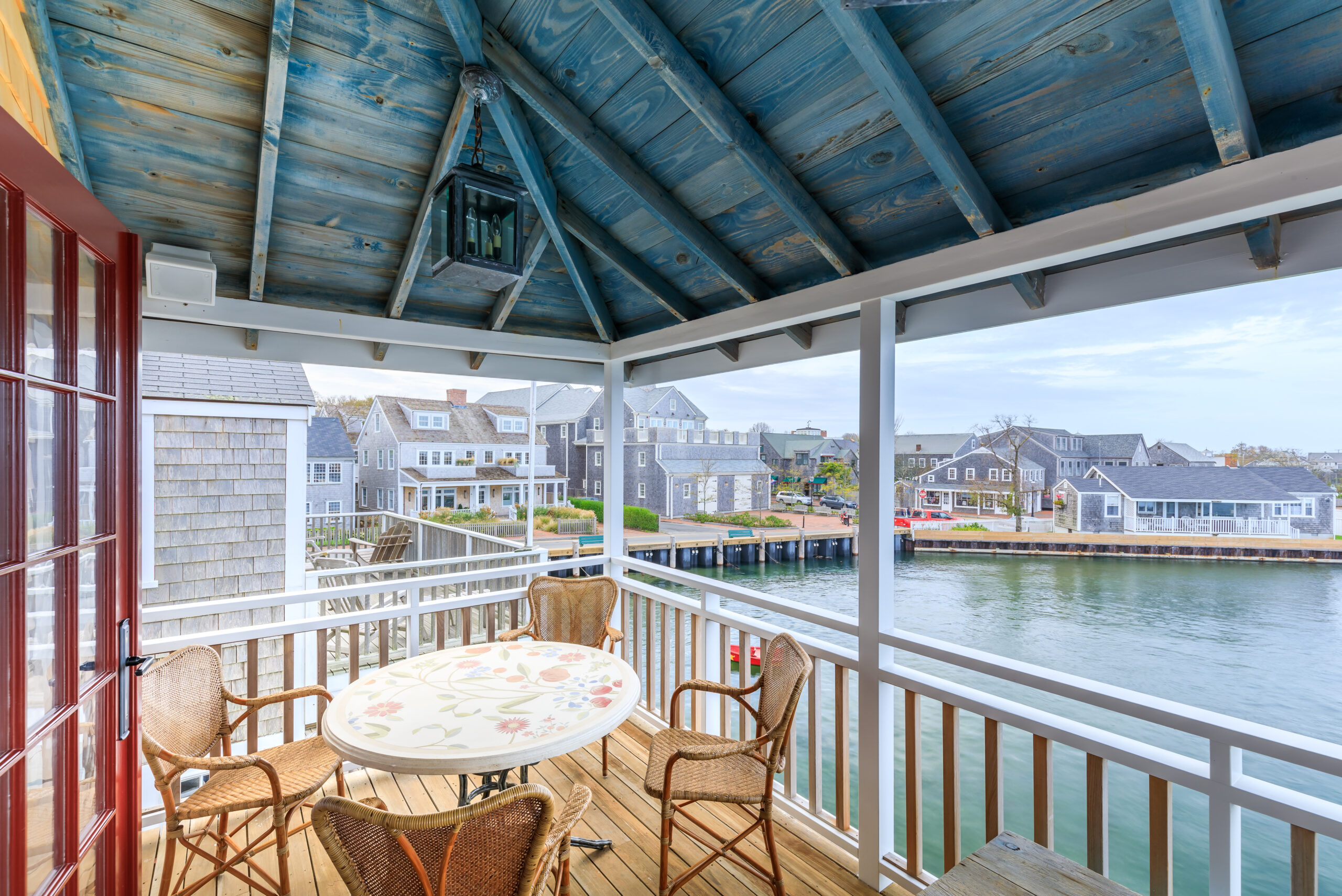 8 Old North Wharf Picture # 20
