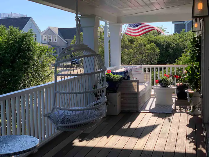 66 Hulbert Avenue – Beach House Picture # 44