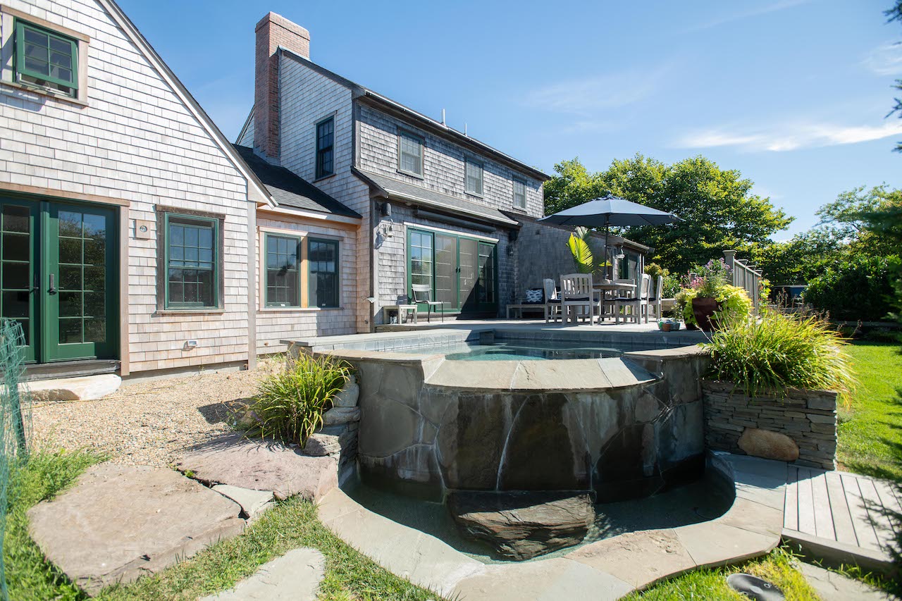 76 Hummock Pond Road Picture # 2