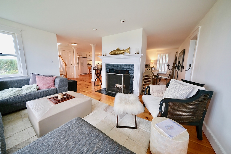 90 Baxter Road Picture # 3