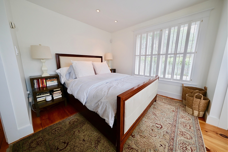 90 Baxter Road Picture # 13