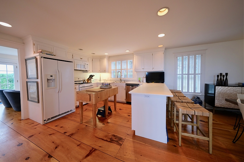 90 Baxter Road Picture # 7