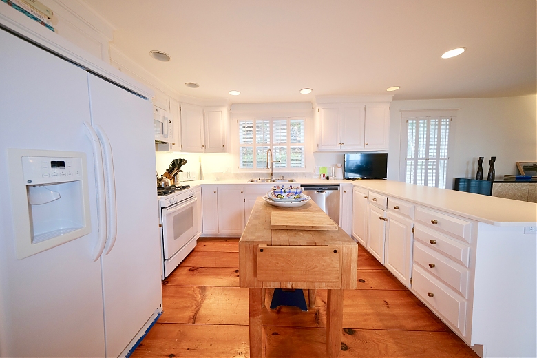 90 Baxter Road Picture # 6