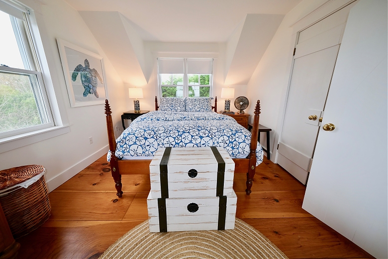 90 Baxter Road Picture # 15
