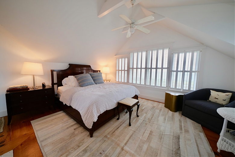 90 Baxter Road Picture # 18