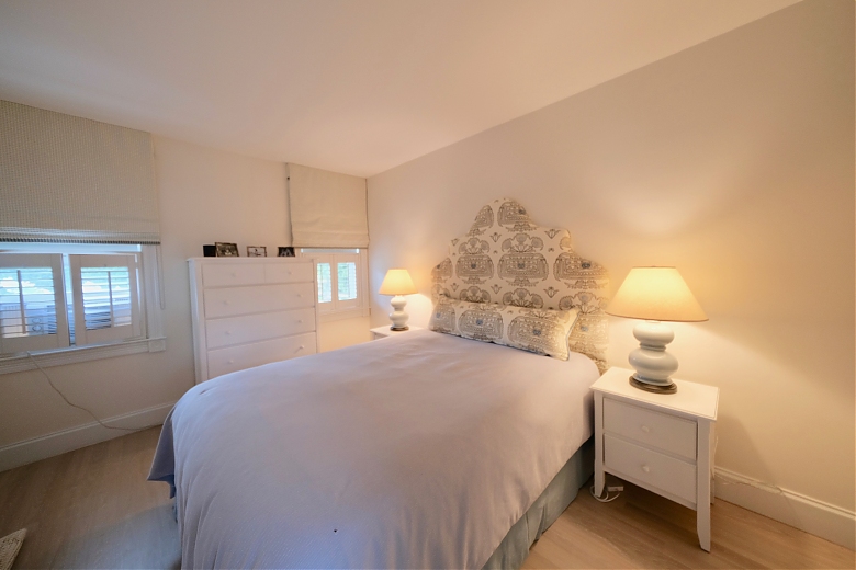 65 Cliff Road Picture # 10