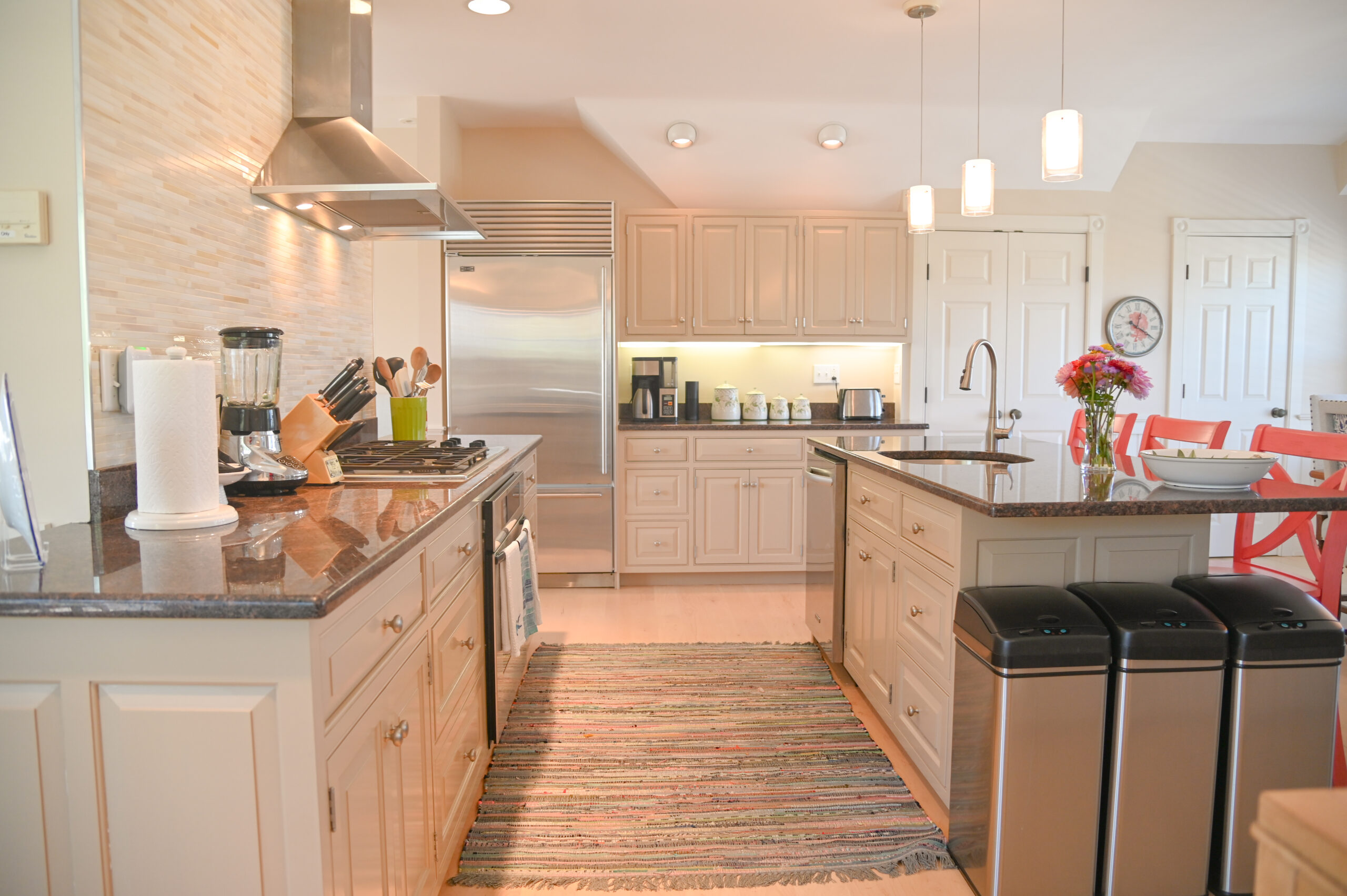 19 Cannonbury Ln Picture # 16