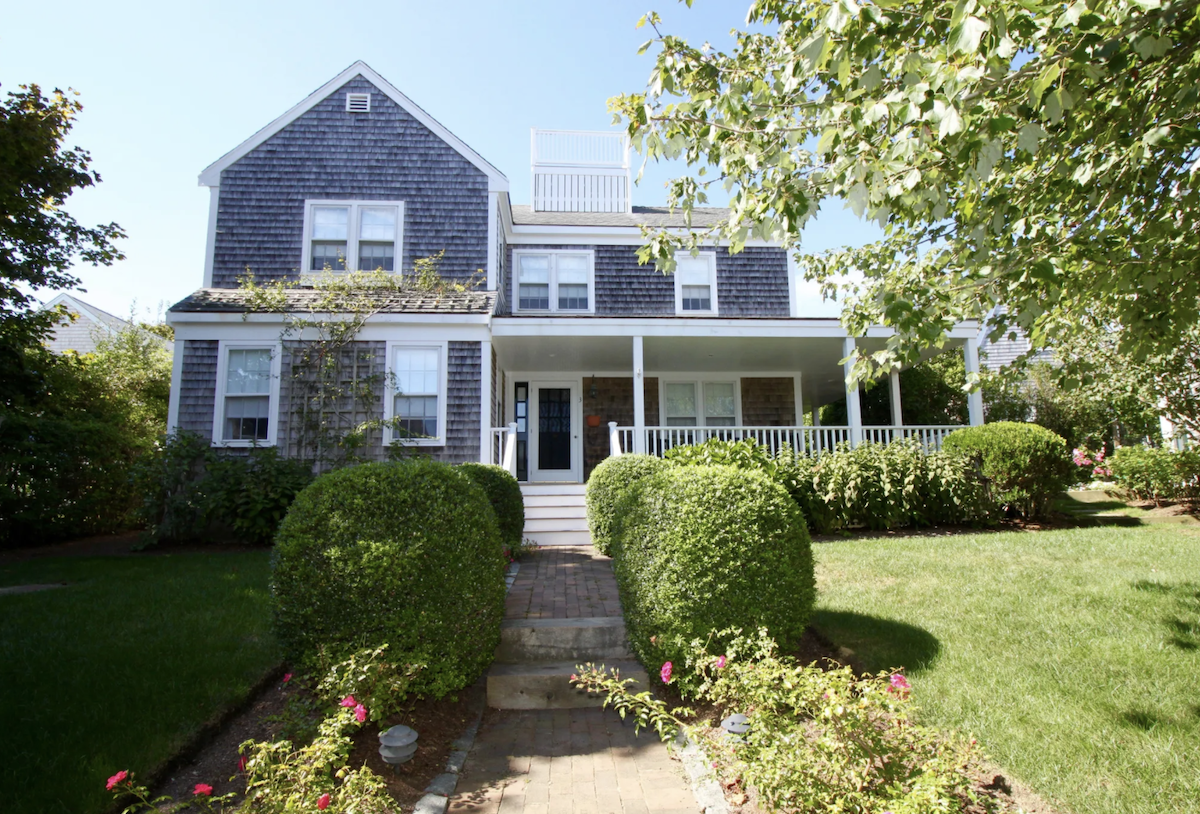 3 Gardner Perry Lane – Main House: Main Picture