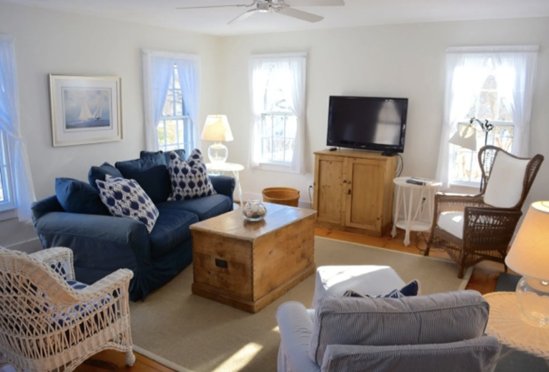 3 Gardner Perry Lane – Main House Picture # 8